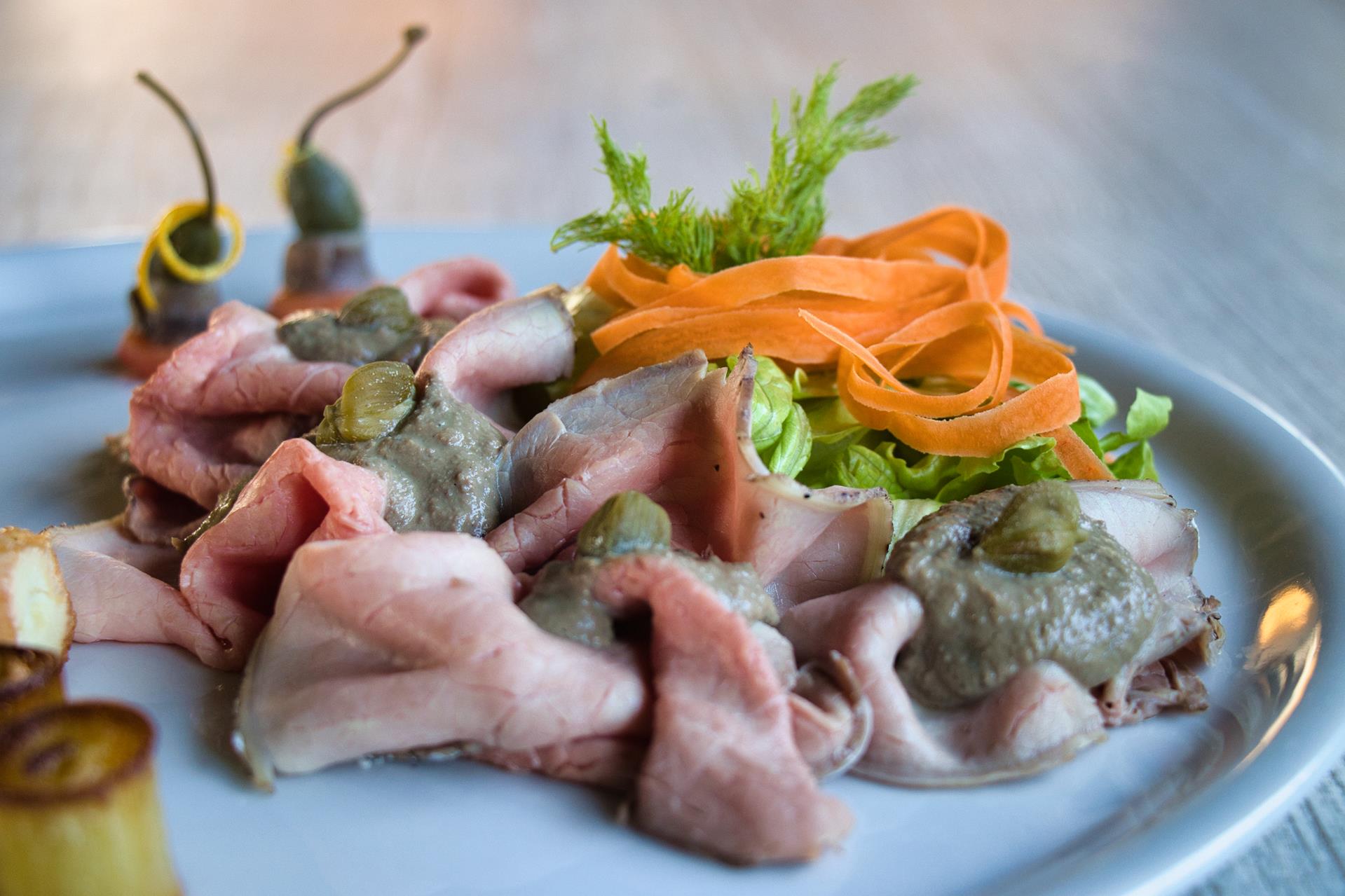 Tra i migliori Ristoranti di Magione (Perugia). Cucina tradizionale umbra in ambiente romantico.